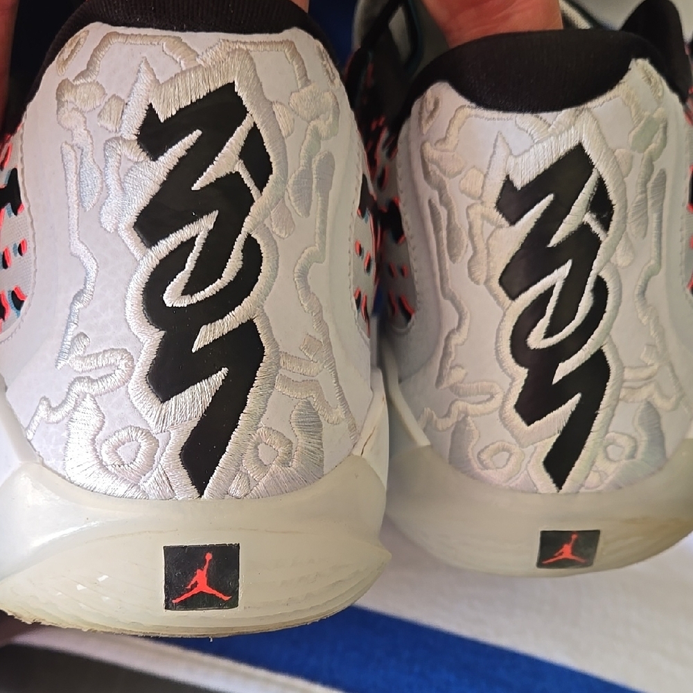 Air Jordan ZION BASKETBALL SHOES